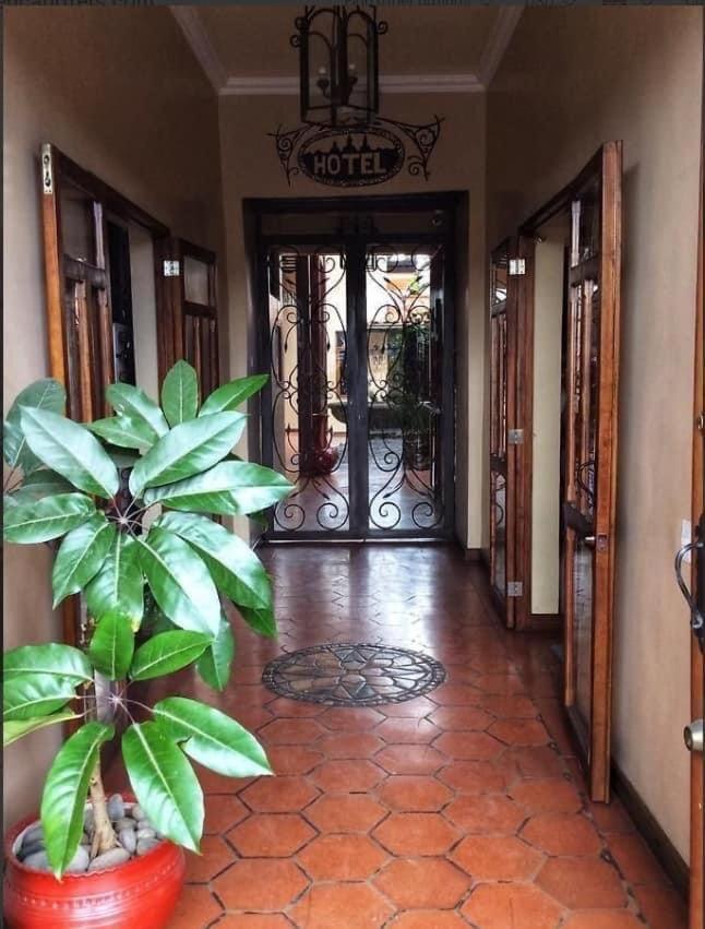 Casa Hibiscus Boutique Cuenca